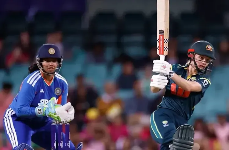 Nicola Carey Targets Women's T20 World Cup Selection Following Australian Team Comeback