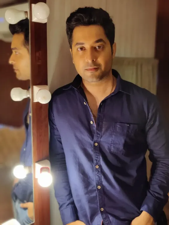 Nikhil Angrish on working with Mrunal Thakur, Vijay Raaz in Pooja Meri Jaan