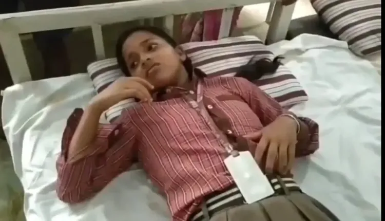 Nine Schoolgirls Faint Following Lightning Strike at Koderma's St. Maurya School, Investigation Launched