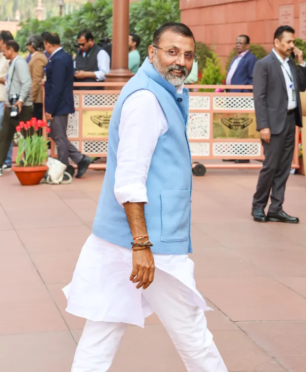 Does Nishikant Dubey's Motion Against Rahul Gandhi Echo Indira Gandhi's 1978 Expulsion?
