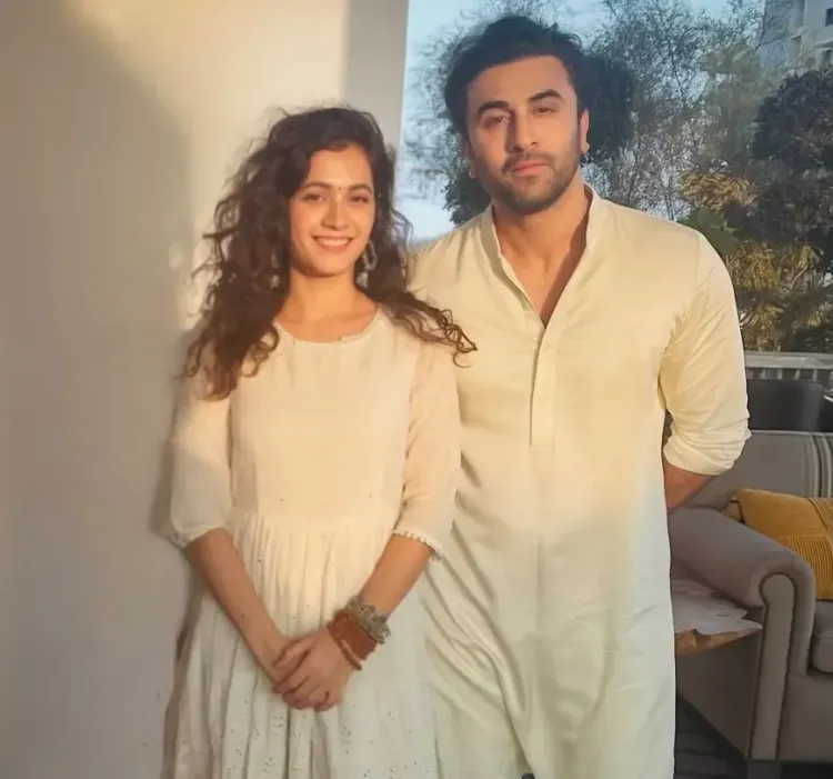 नितेश तिवारी की 'रामायण' में उर्मिला बनेंगी सोनिया बालन, बोलीं — 'यह सम्मान भी है, बड़ी जिम्मेदारी भी'