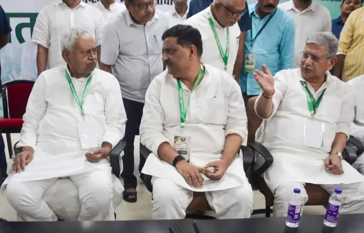 Nitish Kumar meets Lalan Singh over JD(U) rift on Patna Graduates' MLC seat