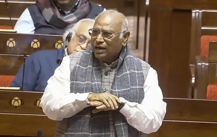 क्या नियम 267 पर टकराव जरूरी है? खड़गे का बयान, सरकार ने कहा, 'किसी बहस से नहीं भाग रहे'