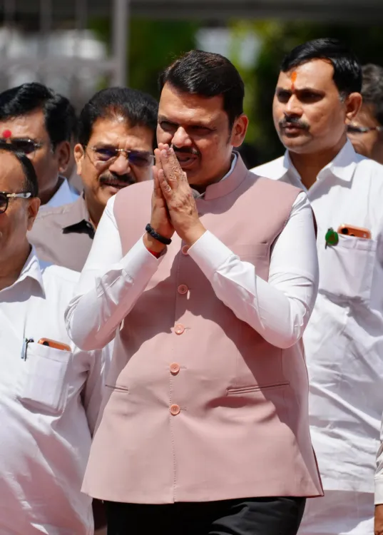 Maharashtra's CM Fadnavis Confirms Rs 2 Lakh Loan Waiver for All Farmers