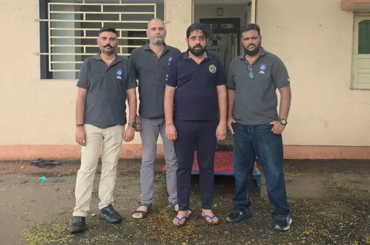 Gujarat Police nab int'l call centre mastermind from Haryana after 1,000+ IP analysis