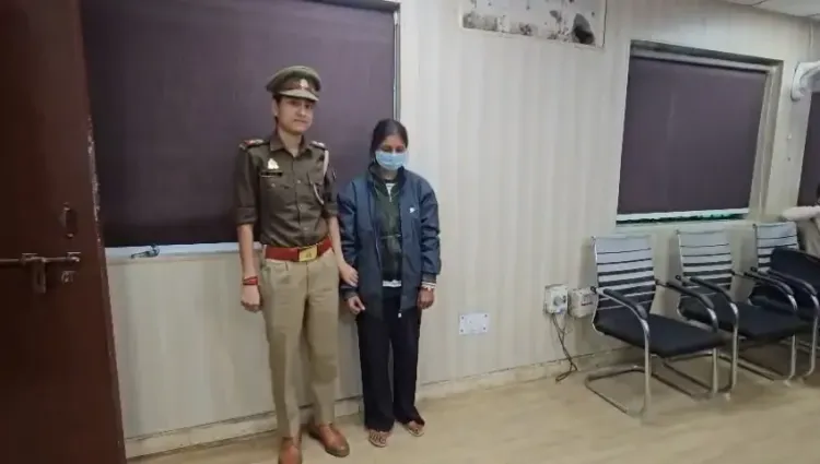 क्या नोएडा में घरेलू सहायिका बनकर ज्वेलरी चोरी करने वाली दो महिलाएं गिरफ्तार हुईं?