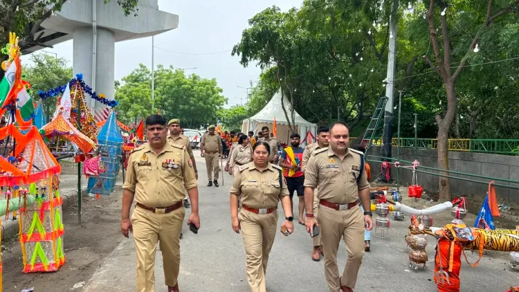 सावन 2025: नोएडा के मंदिरों और संवेदनशील क्षेत्रों में गौतमबुद्धनगर पुलिस की सख्त निगरानी
