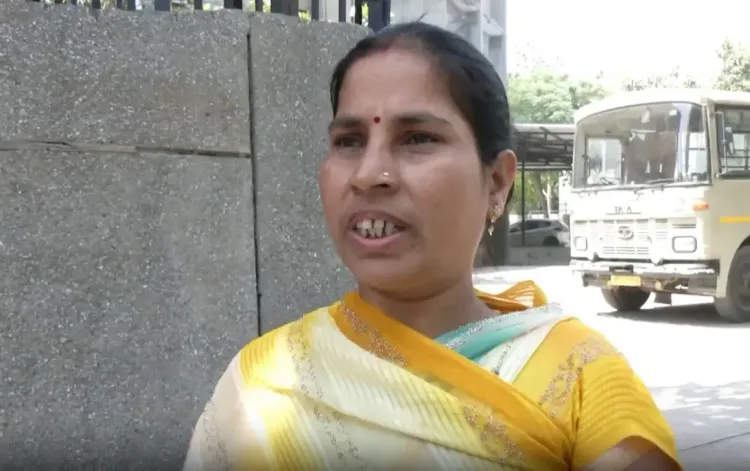 नोएडा में श्रमिक उपद्रव के बाद गिरफ्तार व्यक्तियों के परिजनों ने पुलिस पर उठाए सवाल