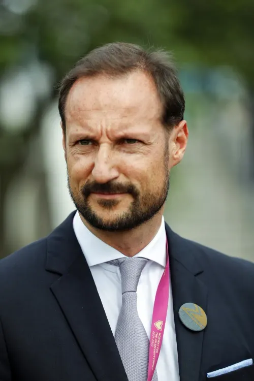 Norway's King Haakon VIII takes throne after Harald V dies at 89