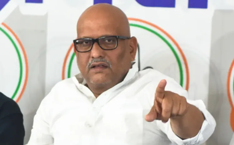 राम मंदिर चंदा विवाद: अजय राय बोले — SIT महज दिखावा, नृपेंद्र मिश्रा-चंपत राय पर कार्रवाई क्यों नहीं?