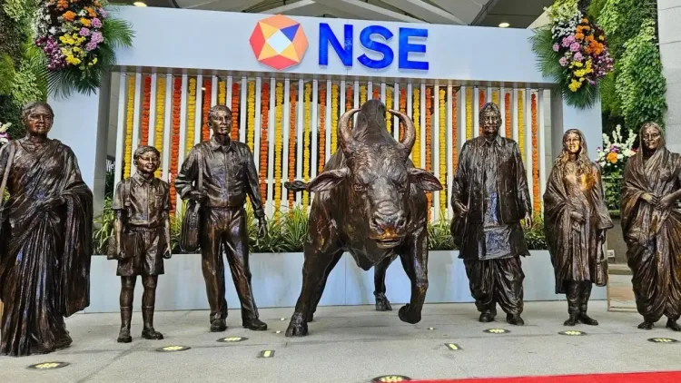 NSE Sees 7% Drop in Active Investor Accounts in FY26