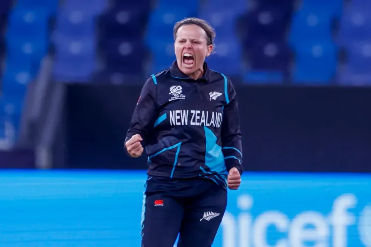 Lea Tahuhu Announces Retirement from Women's ODIs After 15-Year Career