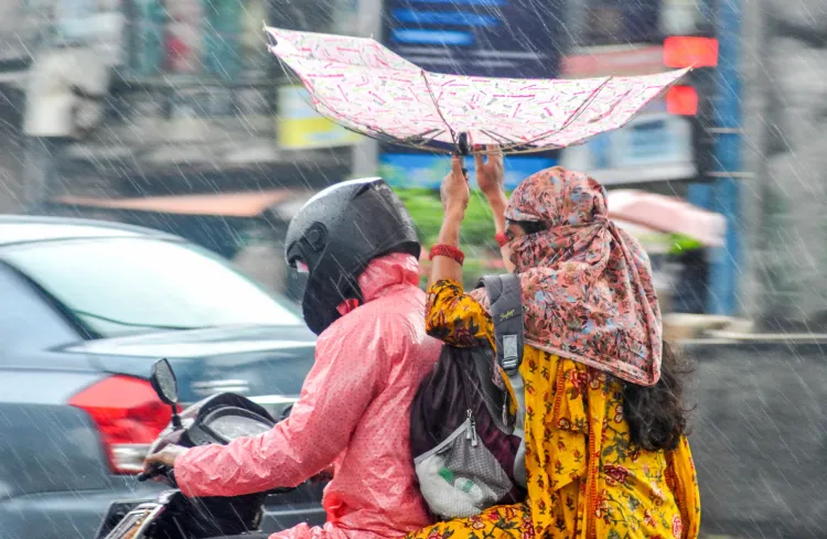 What to Expect as IMD Warns of Heavy Rain and Winds in Odisha?