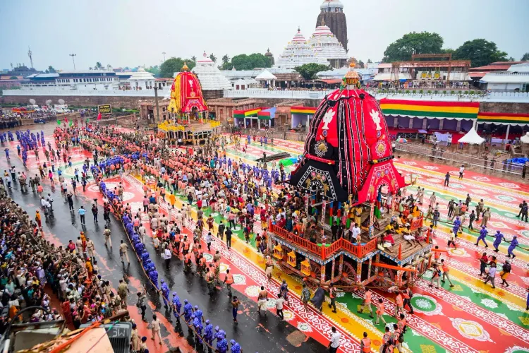 पुरी रथयात्रा 2025: बारिश के बावजूद तैयारी पूरी, लाखों श्रद्धालु उमड़े; 'समर्पण' डिजिटल हुंडी लॉन्च