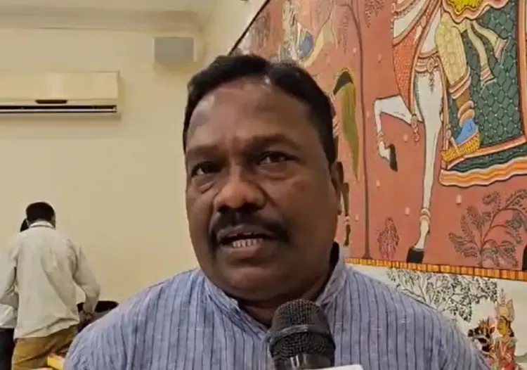क्या ओडिशा सरकार पंचायतों को सेवा और आत्मनिर्भरता का सच्चा केंद्र बनाने के लिए प्रतिबद्ध है?
