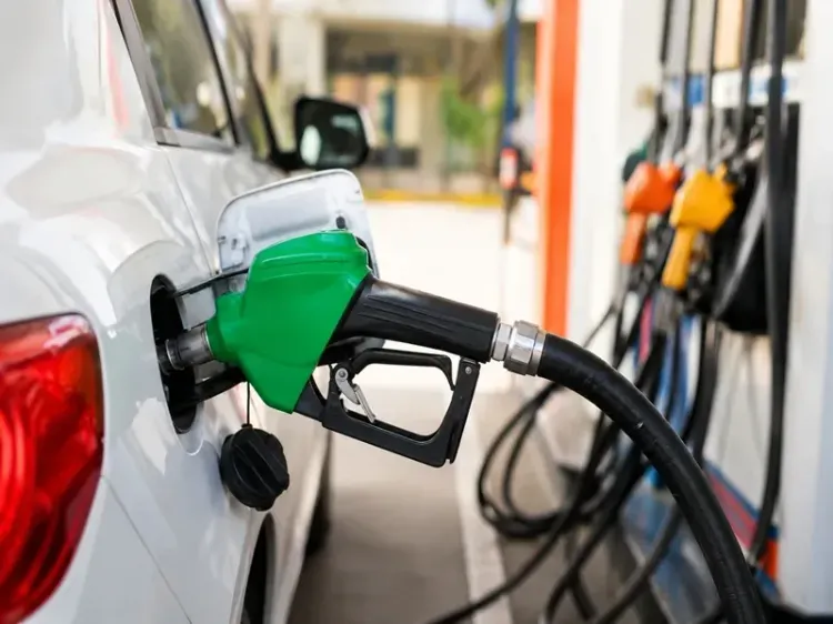 OMC under-recoveries on petrol drop 83% to ₹3 per litre after four price hikes