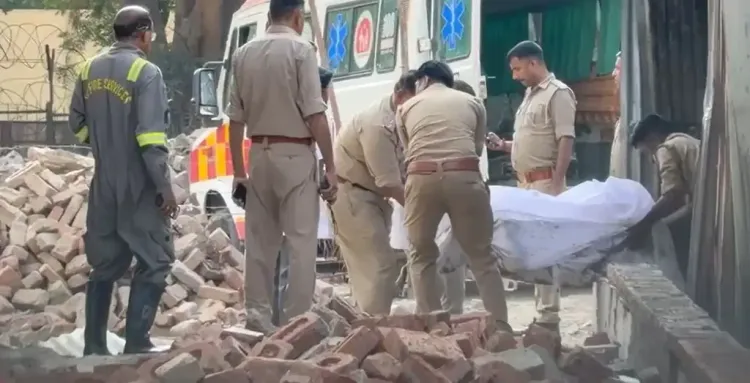 Noida fire kills one, engulfs four food shops near Raipur Temple