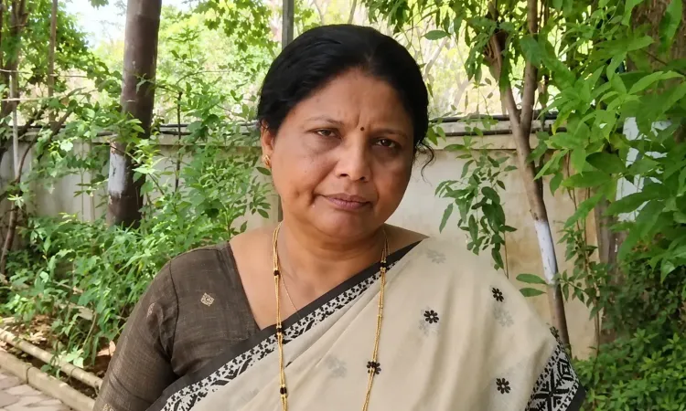 'ऑपरेशन टाइगर' पर सियासी संग्राम: शिवसेना (यूबीटी) ने जारी किया व्हिप, कांग्रेस ने उठाए दल-बदल पर सवाल