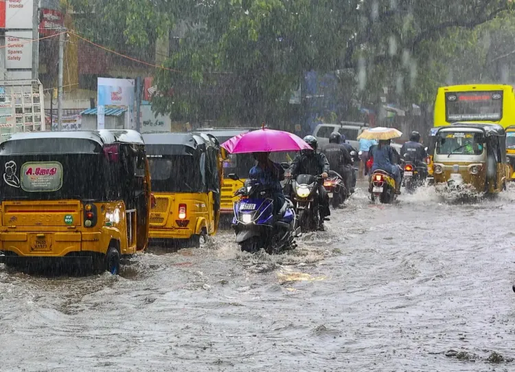 Are Over 200 Residents Stranded as Floodwaters Engulf Low-Lying Areas in Chennai?