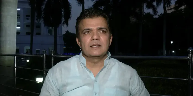 BJP प्रवक्ता यासिर जिलानी का हमला: ओवैसी और कांग्रेस दोनों कर रहे वोट बैंक तुष्टिकरण