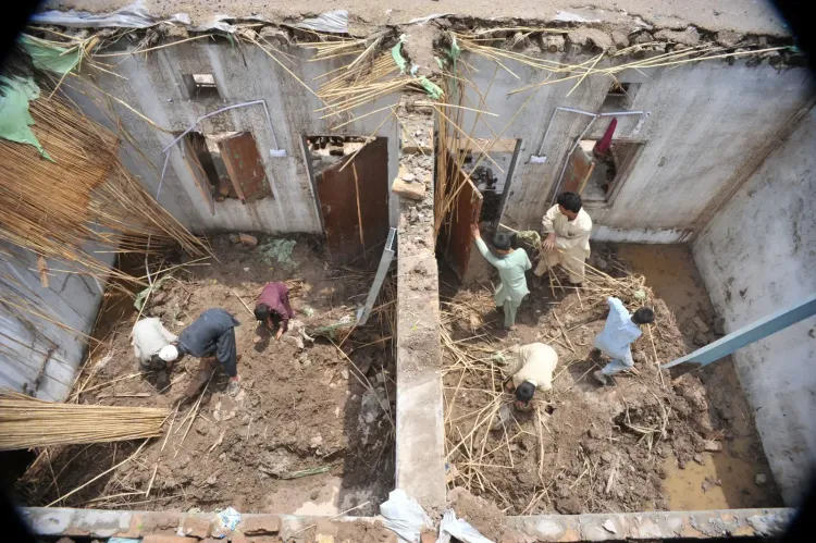 Child killed, four injured as heavy rains batter Khyber Pakhtunkhwa