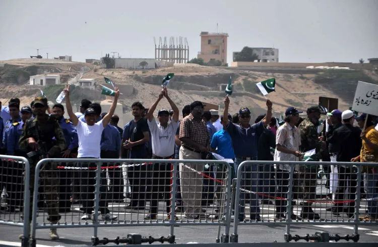 UK Visa Ban Heightens Scrutiny on Pakistan Amid Asylum Surge