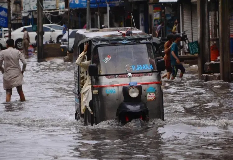 Balochistan rains kill 4, injure dozens as roofs collapse in Zhob and Khuzdar