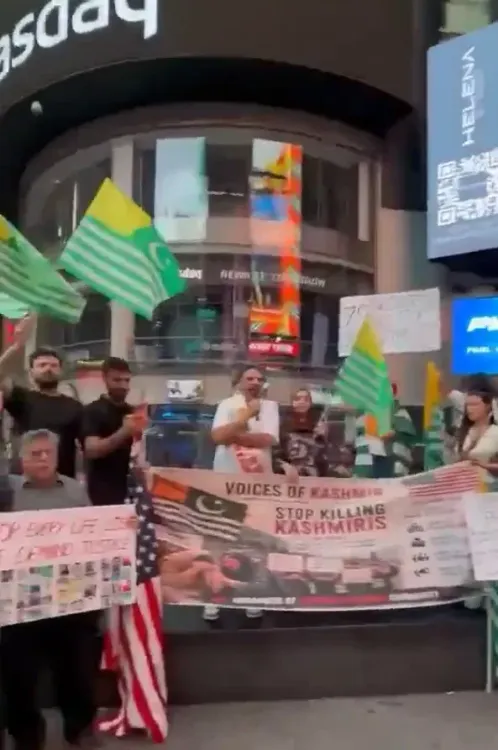 Kashmiri diaspora protests in New York's Times Square over PoK killings