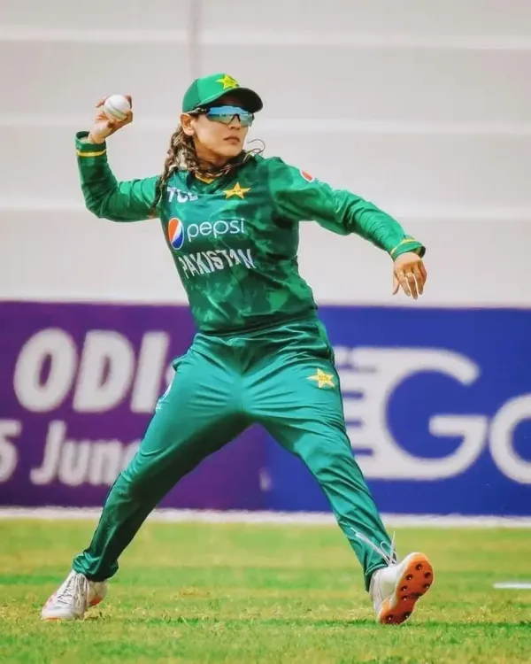 Kainat Imtiaz retires from international cricket after 13-year Pakistan career