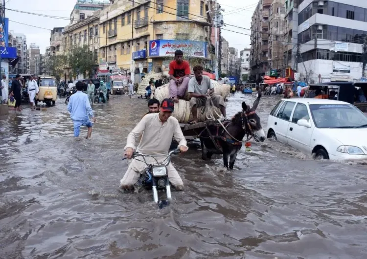 Is Karachi on the Brink of Becoming Unlivable Due to Unchecked Urban Expansion?