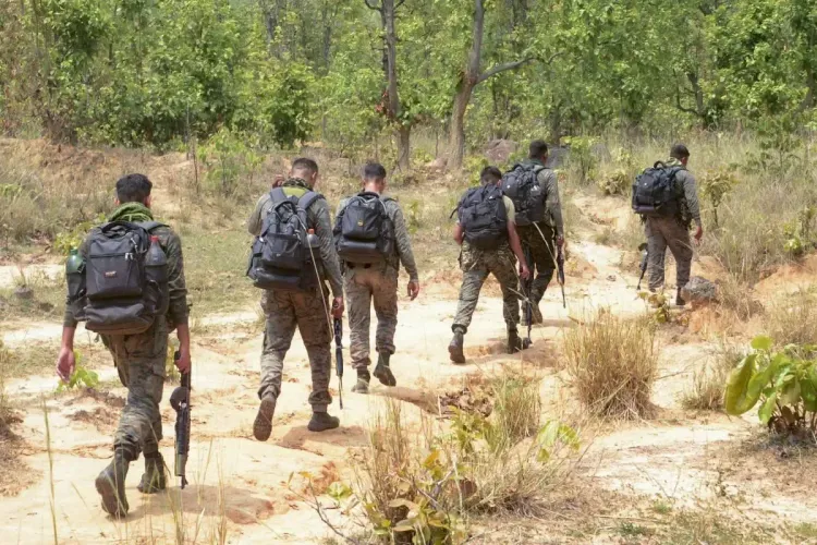 क्या पलामू में सुरक्षाबलों और टीपीसी नक्सलियों के बीच मुठभेड़ में 5 लाख का इनामी ढेर हुआ?