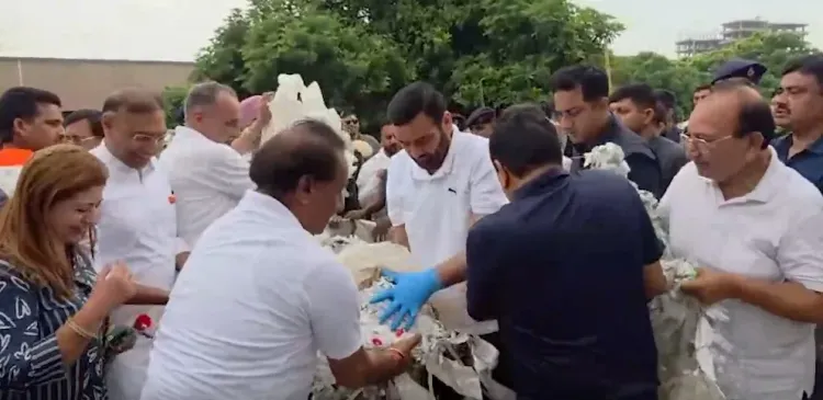 हरियाणा CM नायब सिंह सैनी ने पंचकूला से स्वच्छता अभियान का शुभारंभ किया, 'एक पेड़ मां के नाम' लगाया
