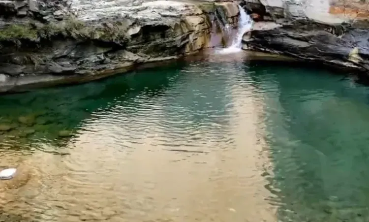 भीषण गर्मी में बिहार के 5 ठंडे पर्यटन स्थल: परेवा दह से घोड़ा कटोरा तक सुकून की तलाश
