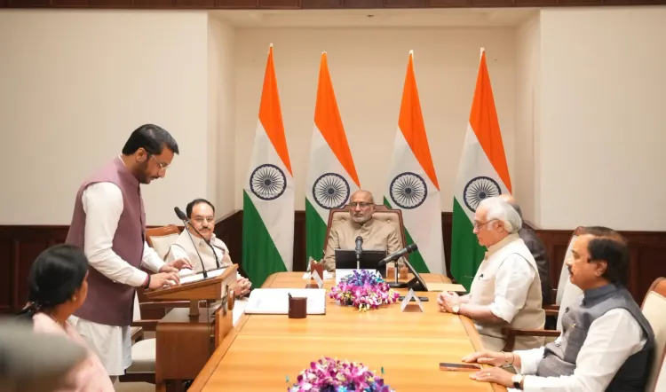 पार्थ पवार ने राज्यसभा सदस्य के रूप में ली शपथ, उपराष्ट्रपति ने दिलाई शपथ