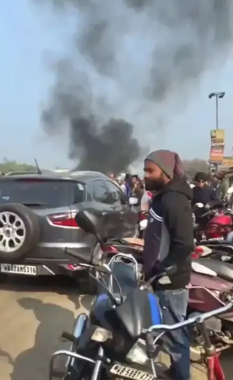 क्या पश्चिम बंगाल में फरक्का से चाकुलिया तक सड़क-रेल जाम के पीछे कोई बड़ा कारण है?