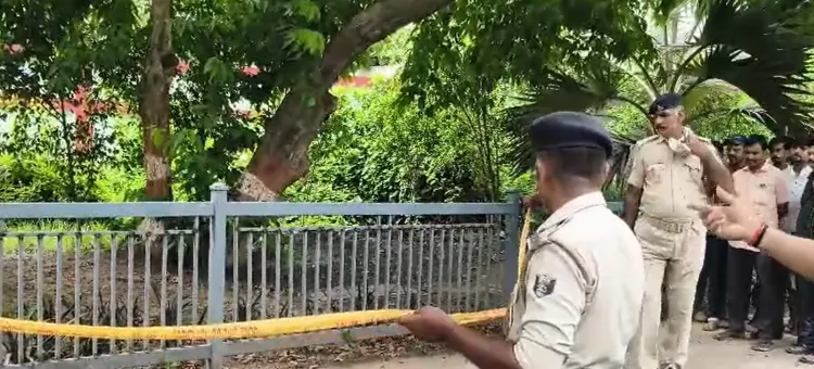 पटना: अनंत सिंह के आवास के पास पुल के नीचे मिला संदिग्ध शव, चेहरे पर चोट के निशान; पुलिस को हत्या की आशंका