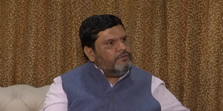 गौरव वल्लभ का पवन खेड़ा पर हमला: हिमंता की पत्नी पर झूठे आरोप, न्यायिक सजा की चेतावनी