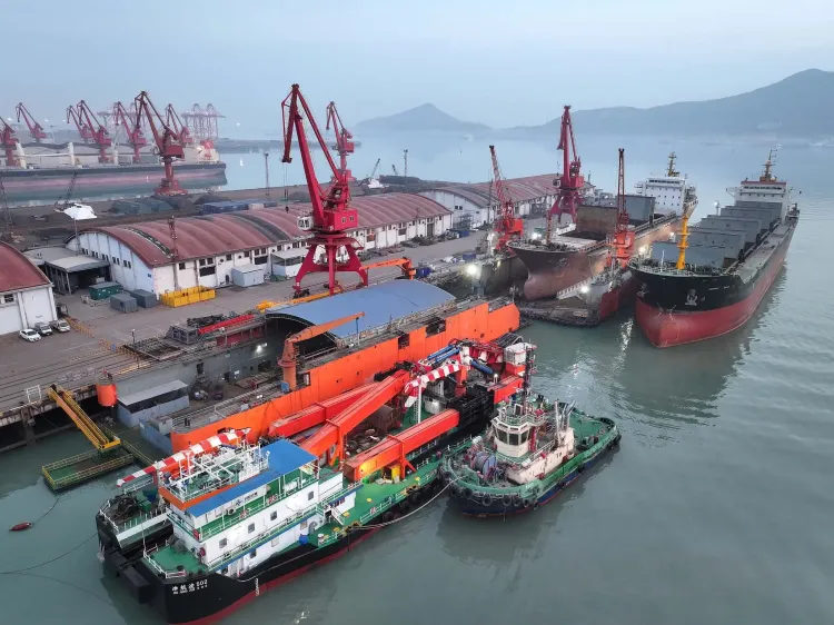 चीनी उद्यमों के मुनाफे में जनवरी-फरवरी में 15.2%25 की वृद्धि