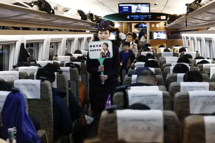 पहली तिमाही में राष्ट्रीय रेलवे द्वारा 1 अरब 13 करोड़ 30 लाख यात्रियों को सेवा दी गई