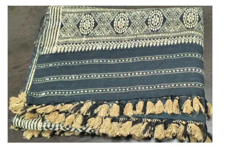 PM Modi gifts Muga silk, Shirui Lily stoles to Giorgia Meloni in Italy
