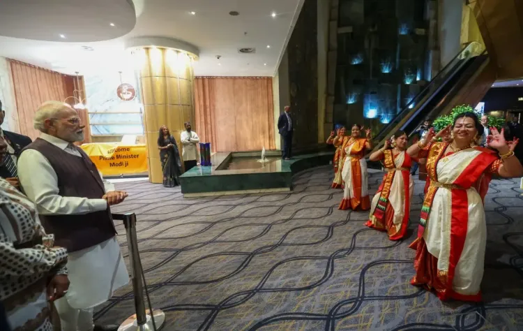 क्या जोहान्सबर्ग में पीएम मोदी से मिलकर भारतीय समुदाय ने इतिहास रच दिया?