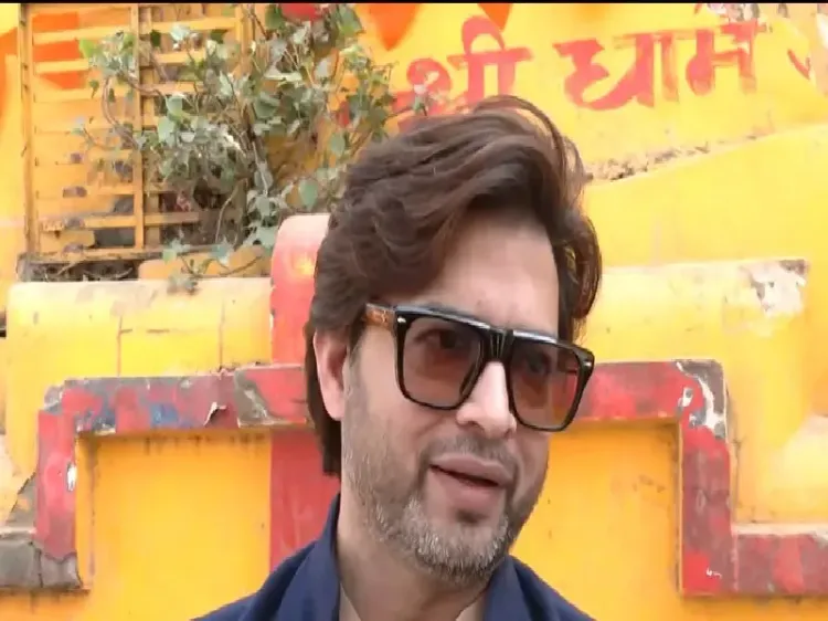 क्या पीएम मोदी के चेहरे पर भगवान राम के प्रति समर्पण झलक रहा है?