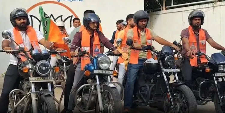 PM मोदी के जन्मदिवस पर वडनगर से वाराणसी तक बाइक रैली, सूरत के 25 युवा रवाना