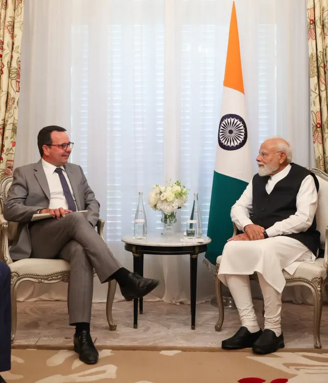 PM Modi Meets Alstom CEO Martin Sion, Backs Make in India Push