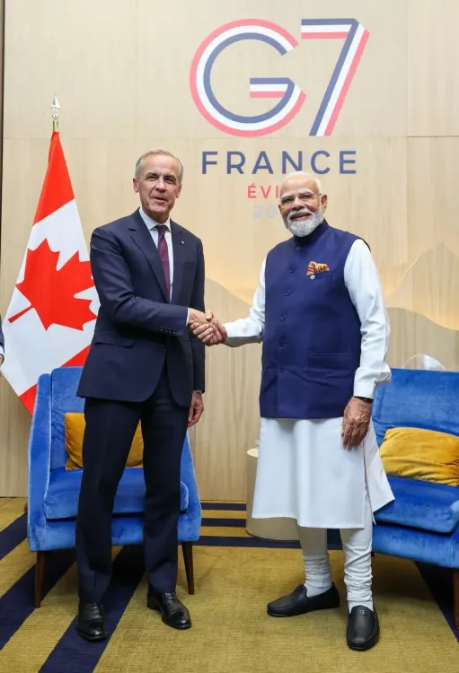 PM Modi Meets Canada's PM Carney at G7 Evian Summit