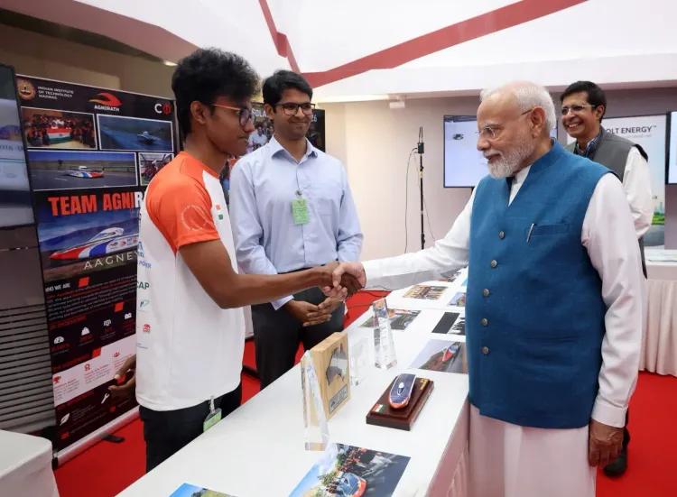 PM Modi meets Chennai startups at IIT Madras and Metro