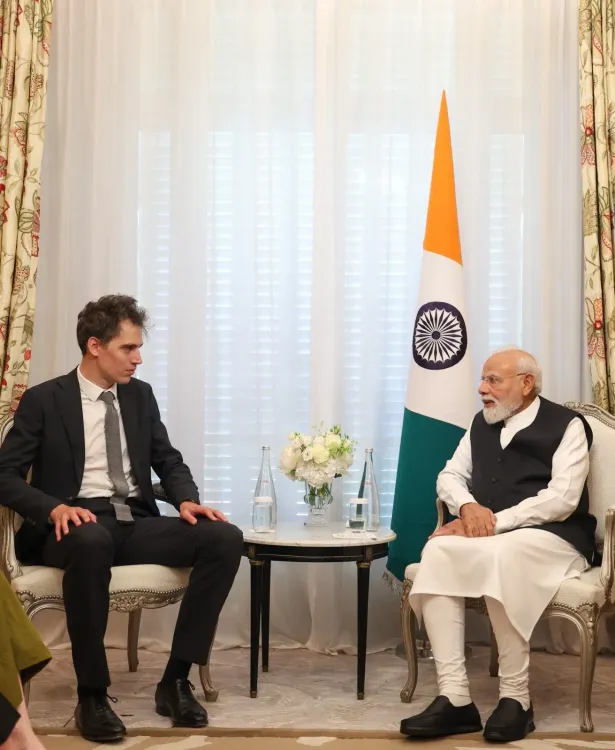 PM Modi Meets Mistral AI CEO on Trusted, Human-Centric AI