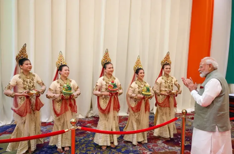 PM Modi Praises Indonesian Buddhist Performance at Vihara Dharma Ratna