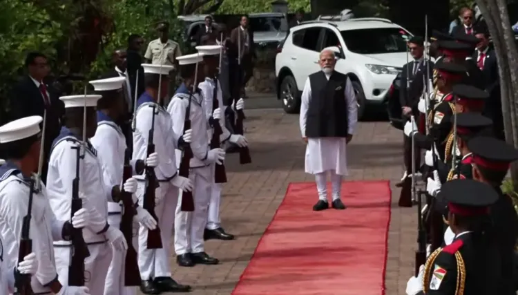 PM Modi receives Guard of Honour at State House, Seychelles