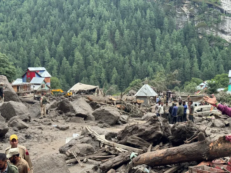 What Did PM Modi Discuss with J&K L-G and CM Regarding Kishtwar Tragedy?